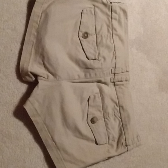 Shorts - Picture 6 of 6